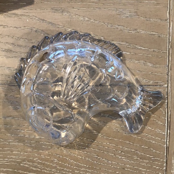 Mikasa Glass Goldfish Shaped Bowl Trinket/Candy/Appetizer Dish - Picture 2 of 3